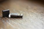 LEEF FLASH USB 3.0 MAGNET 16 GB CHARCOAL